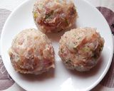 Hình bước làm 3 của món TÔM cuộn trứng bắc thảo