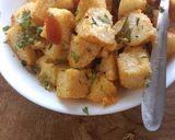 A picture of step 4 of Idli fry.