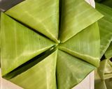 Foto langkah ke 9 dari resep Ketan Segitiga Kuah Santan.