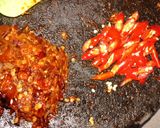 Foto langkah ke 3 dari resep Sambel jengkol goreng.