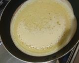 Foto langkah ke 3 dari resep Martabak Manis Teflon.