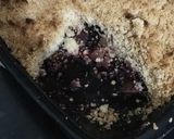 A picture of step 6 of Apple and blackberry crumble.