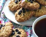 Foto del paso 4 de la receta: Galletitas de avena, naranja y chips de chocolate 🍊