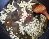 Zöldbabos marhapörkölt recept fázis 2 fotója