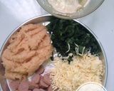 Foto langkah ke 1 dari resep Bayam Sosis Panggang Untuk Anak.