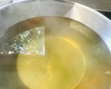 A picture of step 2 of Chicken stock.
