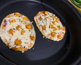A picture of step 6 of Paneer tikka cheese burst naanza.