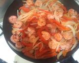 Foto del paso 3 de la receta: Spagueti con camarones