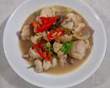 Foto langkah ke 5 dari resep Ayam tumis jamur hioko daun wangsui.