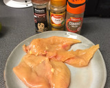 Foto del paso 2 de la receta: Ideas para adobar tu pollo y hacer unos riquísimos pinchos morunos