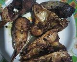Foto langkah ke 2 dari resep Goreng Patin Cabe Hijau.