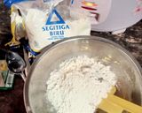 Foto langkah ke 1 dari resep Cookies Chococips no oven no mixer.