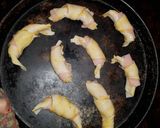 Foto del paso 3 de la receta: Medialunas rellenas de jamón y queso