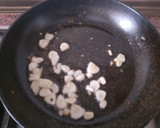 Foto del paso 2 de la receta: Merluza al ajillo