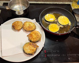 Foto del paso 3 de la receta: Pincho de berenjenas rebozadas con morcilla y plátano caramelizado