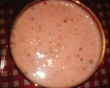 Foto del paso 1 de la receta: Licuado de banana leche de coco, uvas y ciruelas!!