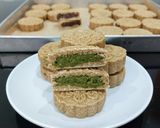 Foto langkah ke 9 dari resep Anabolic Oat Crusted Pandan Mooncake |High Protein, Low Calorie, Sugar & Gluten Free.