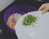 A picture of step 5 of Palak Methi Ke Pakoray 🥰.