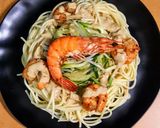 Une image de l'étape 9 de Duo de spaghetti et crevettes sauce coco curry vert.