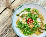 Hình bước làm 3 của món Canh Cá Bớp Nấu Lá Me Non