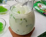 Foto langkah ke 3 dari resep Buko Pandan Es Mochi Klepon.