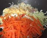 Foto langkah ke 3 dari resep Mie Goreng.