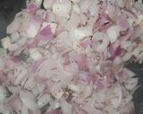A picture of step 1 of Bread poha.
