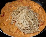 Sajtos-csirkés fajitas spagetti recept fázis 7 fotója