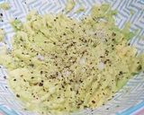 Foto del paso 1 de la receta Tostas con falso guacamole y salmón ahumado