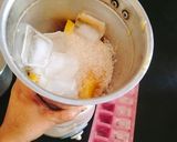 A picture of step 2 of Muskmelon falooda 😋 Summer special Drink 🍷 falooda 😋.