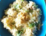 A picture of step 3 of Apple walnut salad.