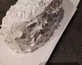 Une image de l'étape 6 de Bûche glacée au Grand Marnier, façon omelette norvégienne.