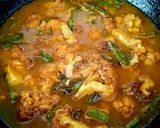 A picture of step 6 of Phulakobi beans tarkari.