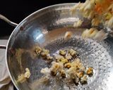 A picture of step 1 of Cheese masala popcorn.