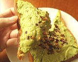 Foto del passaggio 3 della ricetta Avocado Toast alla Newyorkese