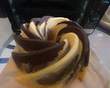 Foto langkah ke 7 dari resep Marmer Cake.