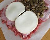Foto del passaggio 5 della ricetta Polpettone con cuore di carciofi