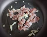 Hình bước làm 2 của món Đậu cô-ve xào thịt nạc