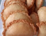 Foto langkah ke 8 dari resep Panada Manado.