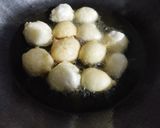 Foto langkah ke 3 dari resep Loukoumades (Greek Donuts) tanpa ulen.
