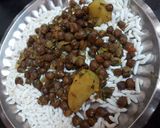 A picture of step 1 of Spicy sour bhel.