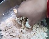 A picture of step 6 of Atta biscuits.