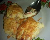 Foto langkah ke 6 dari resep Telor dadar keju kornet.