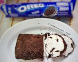 Foto langkah ke 7 dari resep Oreo ice Cream Roll.