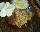 Foto langkah ke 4 dari resep Mie goreng pedas telur Ceplok.