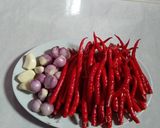 Foto langkah ke 1 dari resep Bumbu Merah.