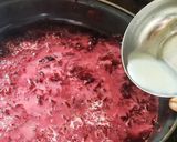 A picture of step 2 of Beetroot Halwa.