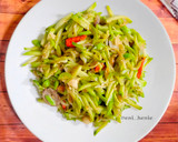 Foto langkah ke 5 dari resep 615. Tumis Labu Siam Saus Tiram.