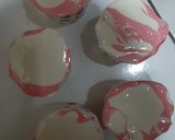 Foto langkah ke 3 dari resep Bolu Kukus Mekar Merah Putih.