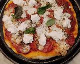 Foto del passaggio 8 della ricetta Pizza piccante e cremosa
